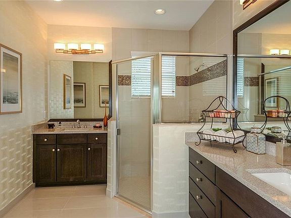 5th image of 4914 Avila Lakes Dr