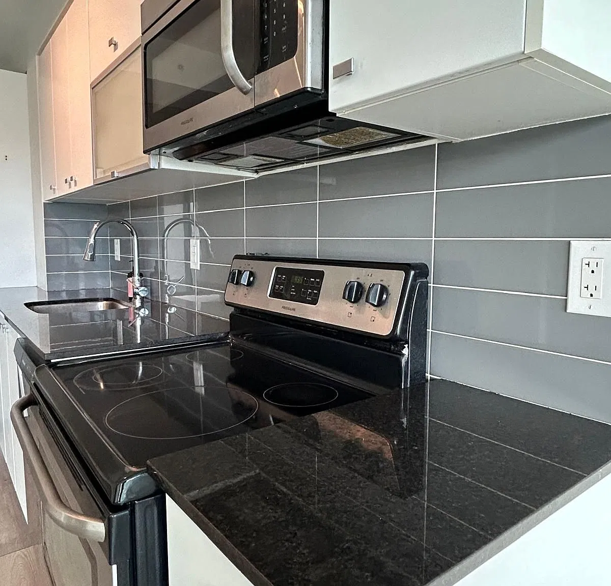 2 bed, $2,500 — Photo 4