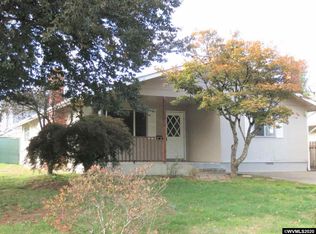 1390 SW 10th St, Dallas, OR 97338