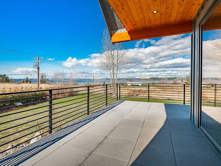 8638 Harborview Rd — Photo 25