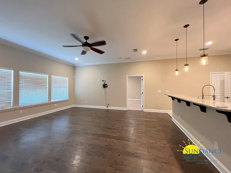 715 Bob Sikes Blvd — Photo 4
