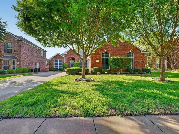9506 Garrett Dr, Rowlett, TX 75089