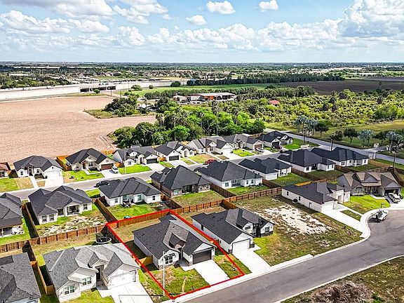 3rd image of 806 Beanka Dr Lot 42