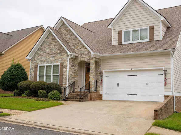330 Carillon Ln, Macon, GA 31210