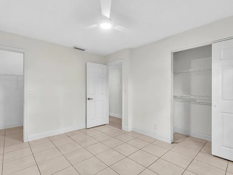 2510 Riverside Dr #2510 — Photo 29