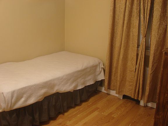 3rd image of 8235 Langdale St