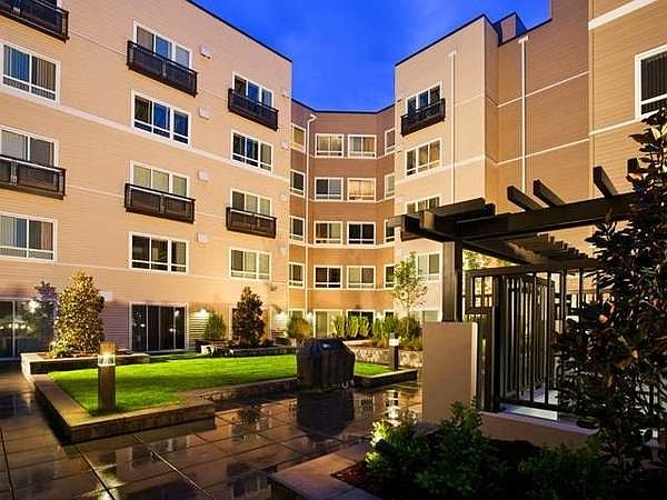 Building Courtyard