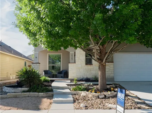 829 Manhattan, New Braunfels, TX 78130