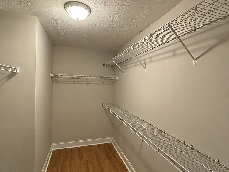 846 Bryan Cir — Photo 10