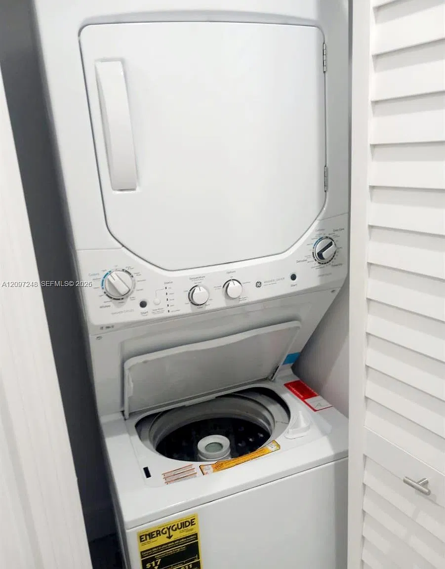 3 bed, 1200 sqft, $2,600 — Photo 4