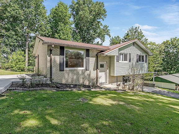 5th image of 2376 Lakeland Dr