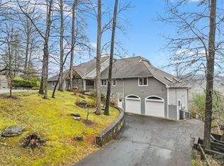 394 Hunnicut Mountain Rd, Marion, NC 28752