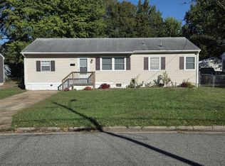 4816 81st St, Newport News, VA 23605