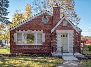 2165 Gray Ave, Saint Louis, MO 63117