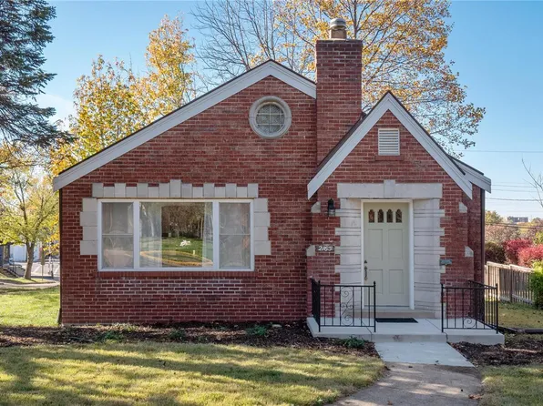 2165 Gray Ave, Saint Louis, MO 63117
