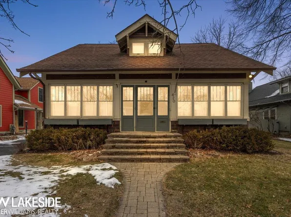 420 W 2nd St, Rochester, MI 48307