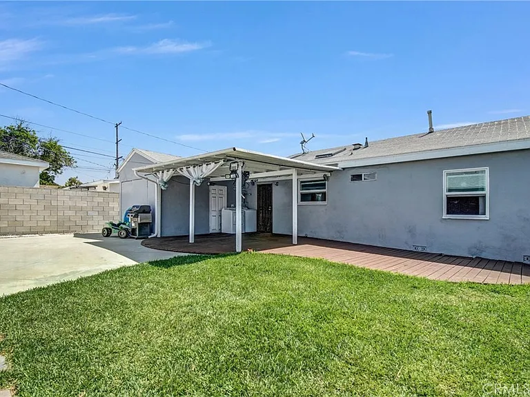 3663 Delta Ave — Photo 22