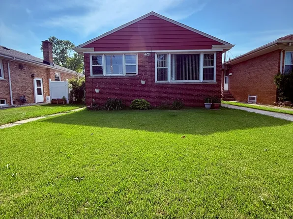 3240 Ernst St, Franklin Park, IL 60131