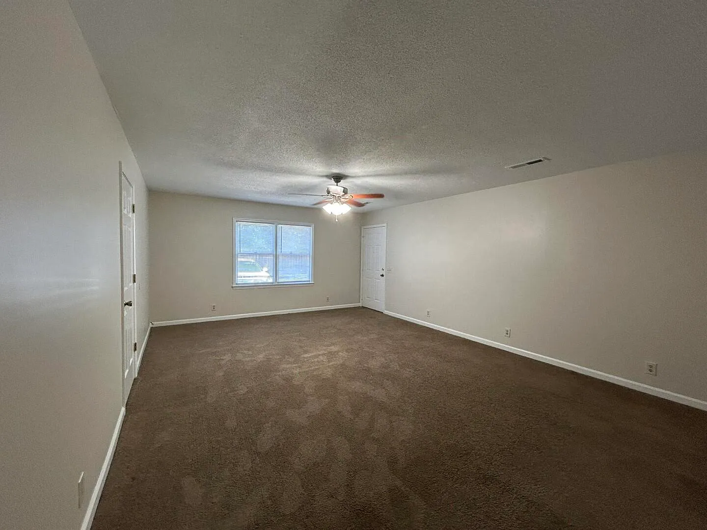 2 bed, 2.0 bath, 1100 sqft, $1,100 — Photo 4