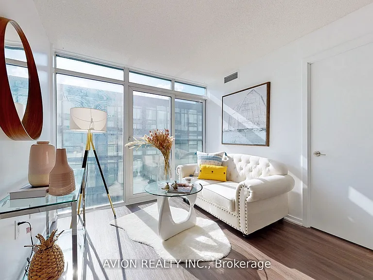 36 Lisgar St #2106E — Photo 4