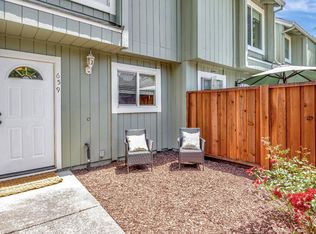 659 Racquet Club Cir, Rohnert Park, CA 94928