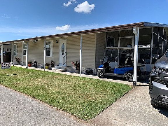 3rd image of 2055 S Floral Ave