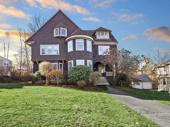 55 Hillside Ave, Newton, MA 02465