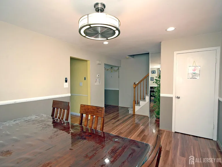 4 White Oaks Dr — Photo 11