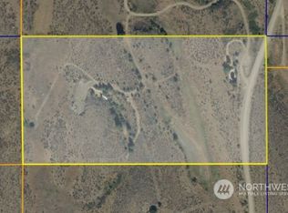 3 Sunflower Hill Rd, Winthrop, WA 98862