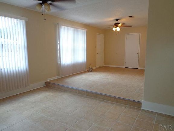 3rd image of 4352 W Avenida De Golf