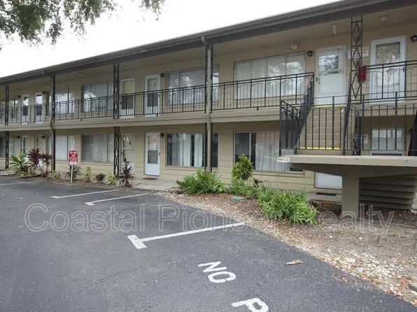 1257 Drew St APT 6, Clearwater, FL 33755