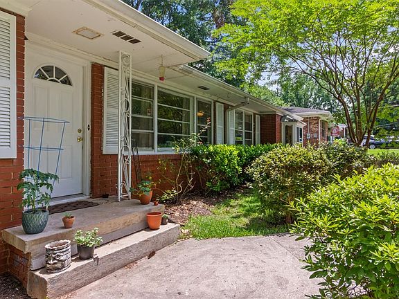 4th image of 3865 Maryland Dr