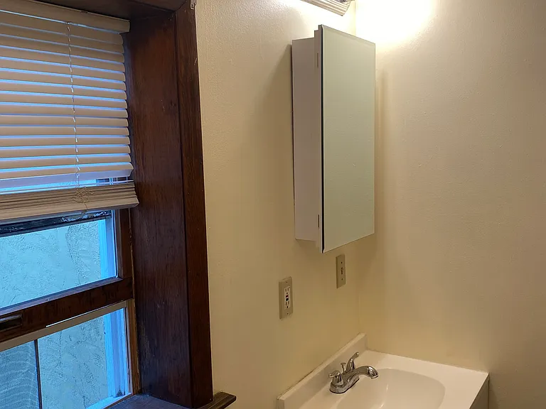 116 S 3rd St #3 — Photo 3