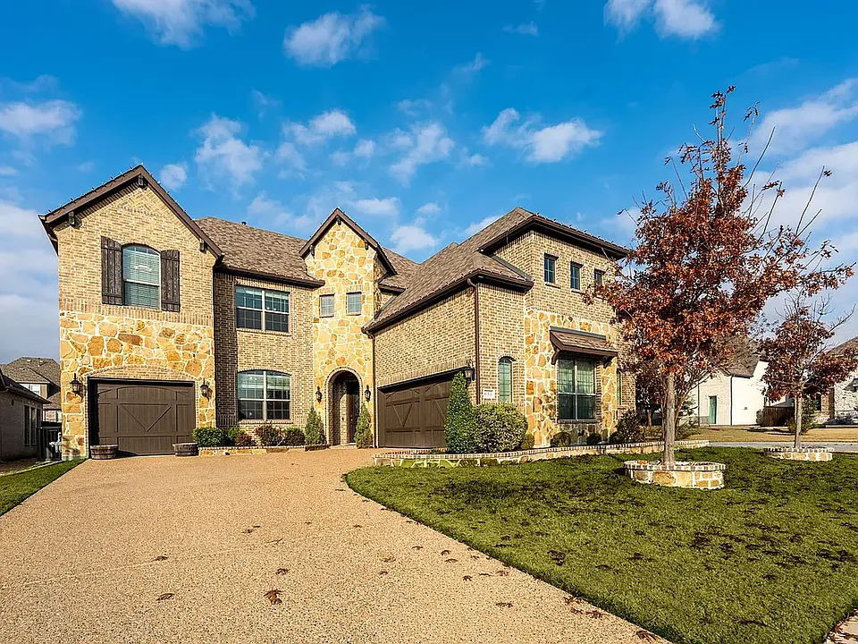 602 Emerson Dr