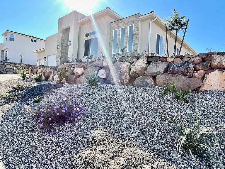 1436 E Centaurus Way — Photo 27
