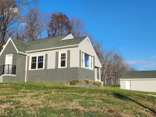 826 Troy Rd, Washington, IN 47501
