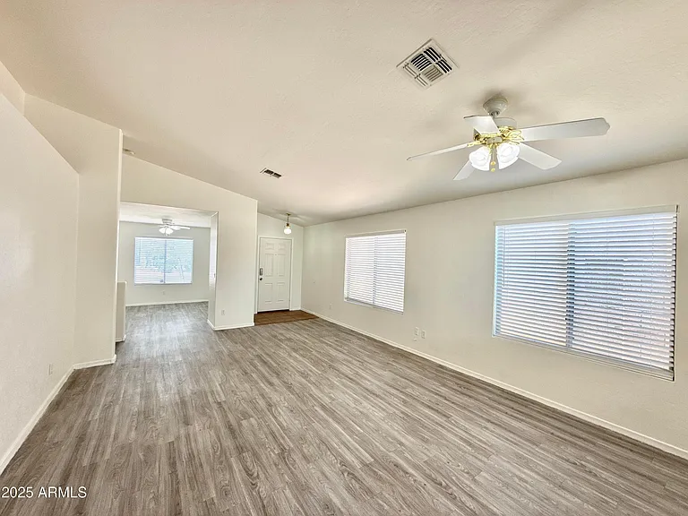 13719 W Keim Dr — Photo 7