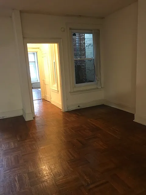 2021 Walnut St #7
