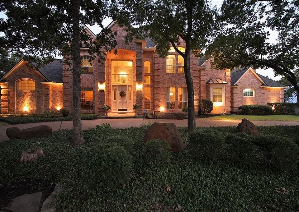 1st image of 135 Winding Creek Way