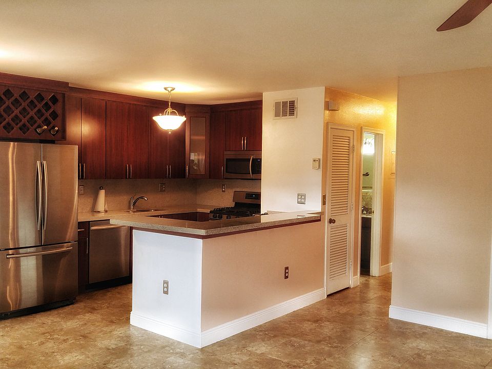 Living & Kitchen