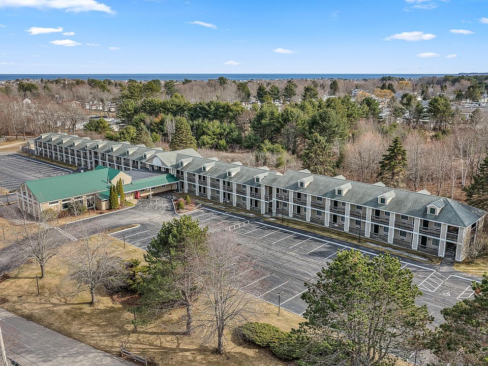 1st image of 733 Post Road #222