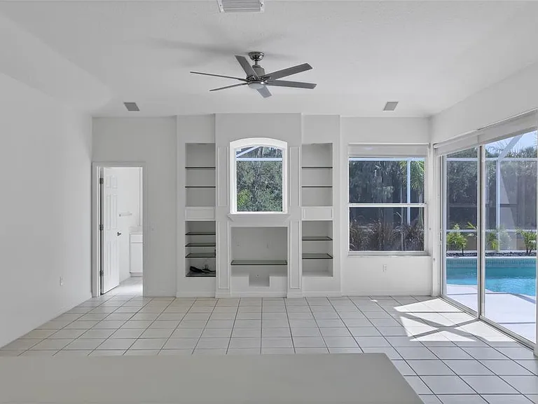 8501 Park Shore Ln — Photo 19