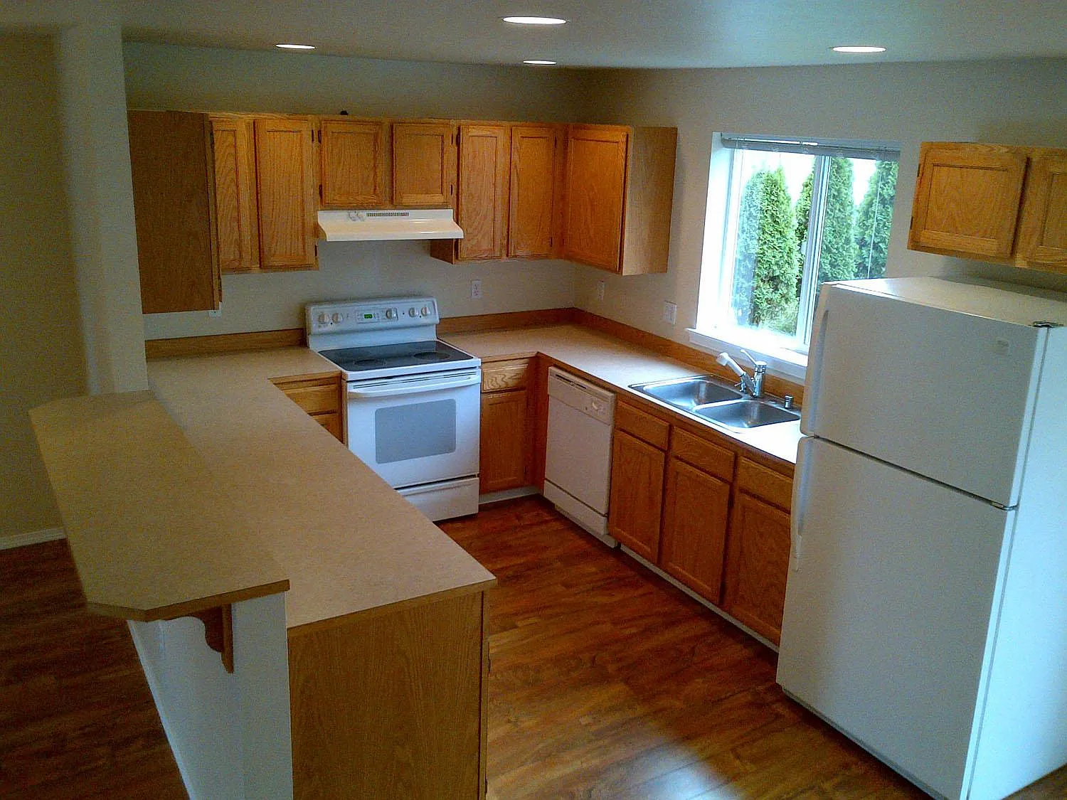 3 bed, 2.5 bath, 1440 sqft, $2,800 — Photo 2