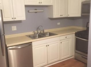 2413 Spring St APT 4702, Woodridge, IL 60517