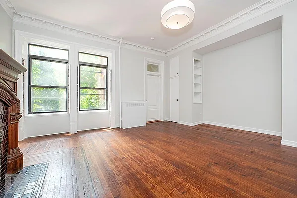 Rented by Living New York | media 19