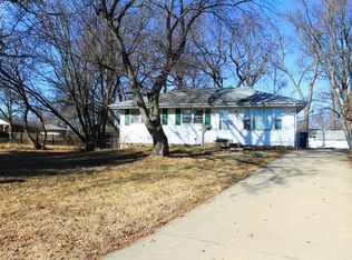 2 Mullanphy Ct, Florissant, MO 63031