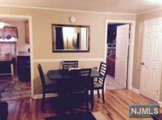 104A Hastings Ave, Rutherford, NJ 07070