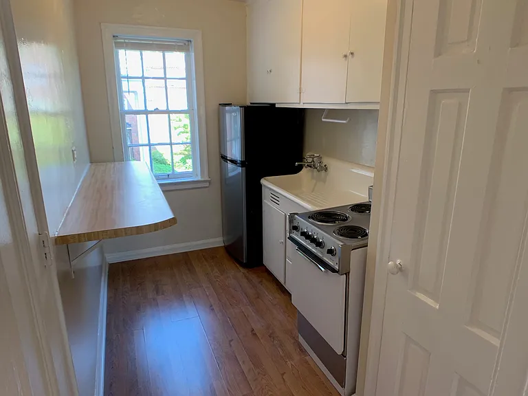 2848 Thornhill Rd — Photo 8