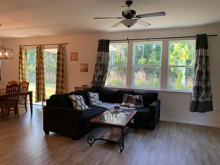 9853 Bridgeway Ave — Photo 3