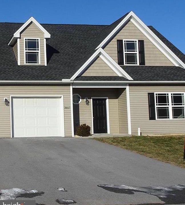 1st image of 3705 Oakley Ln